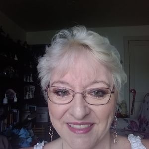 Meet your Posher, Marilyn